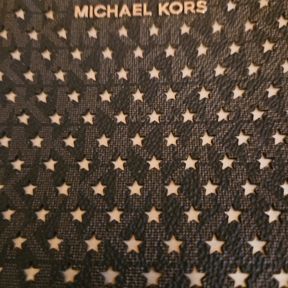 Michael Kors Signature Logo Mini Bag - Picture 3 of 11